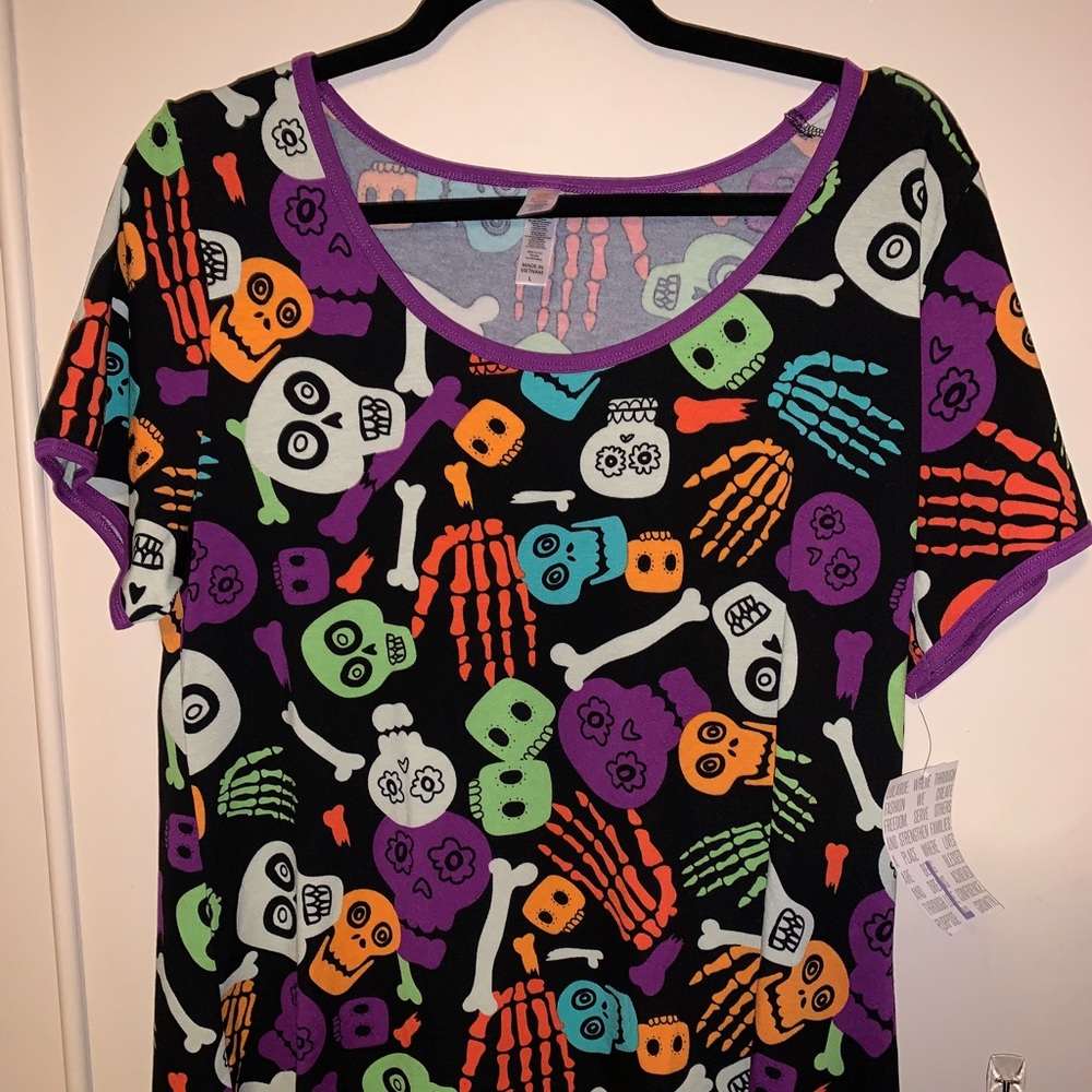 LuLaRoe Halloween Classic T